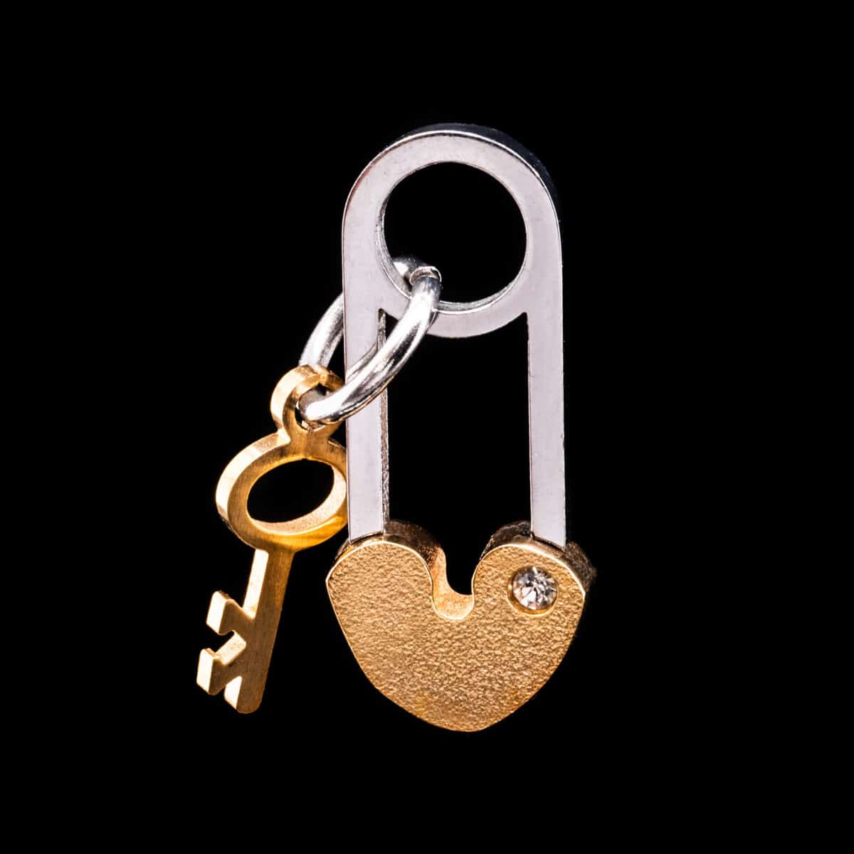 PENDANT SS TWO-TONE W/HEART LOCK KEY CHARM