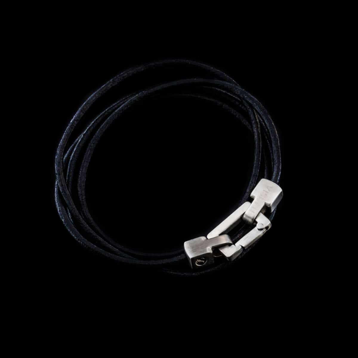 NECKLACE SS W/LEATHER
