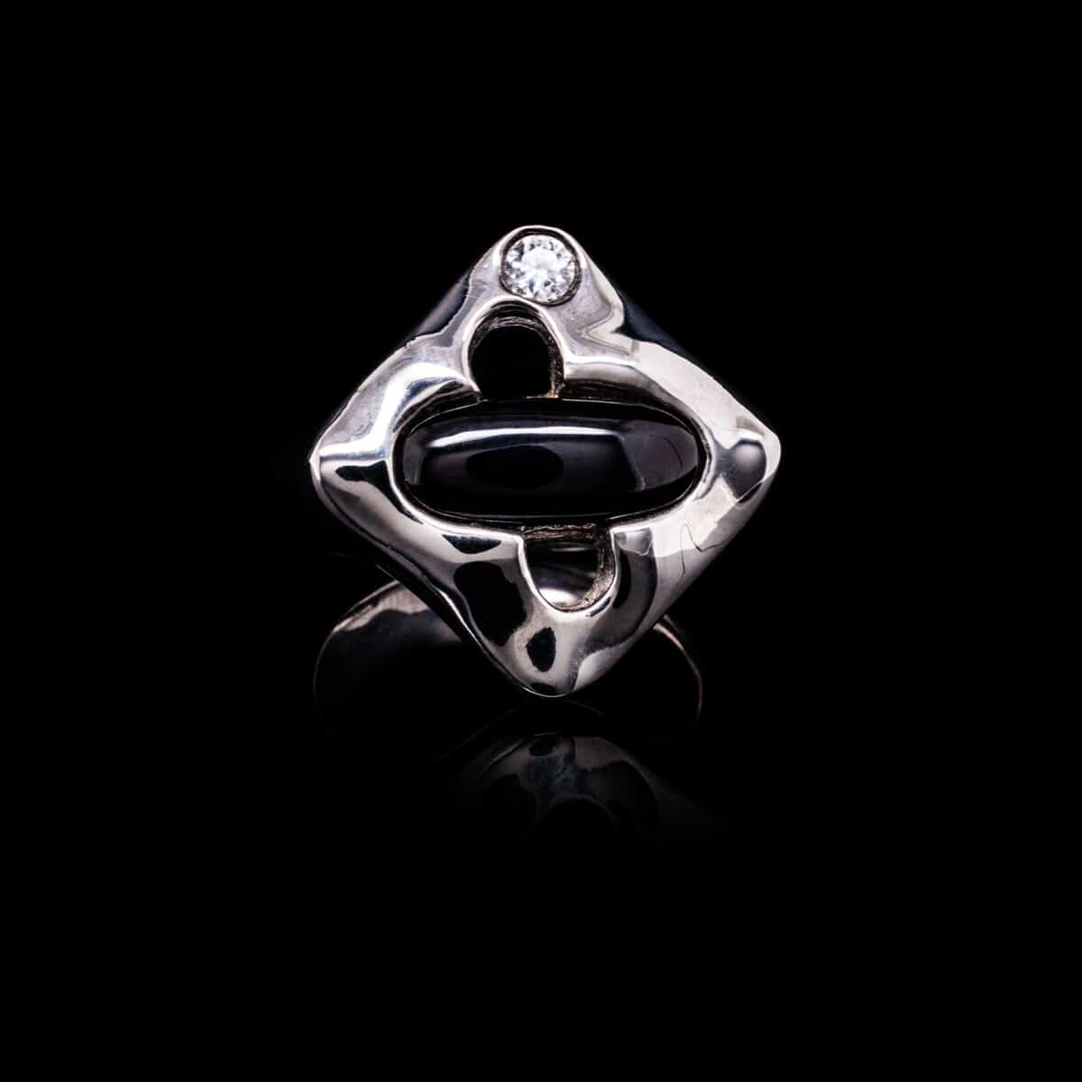 RING SS RHOD PLTD FLOWER W/BLACK ONYX & WHT CZ W/M