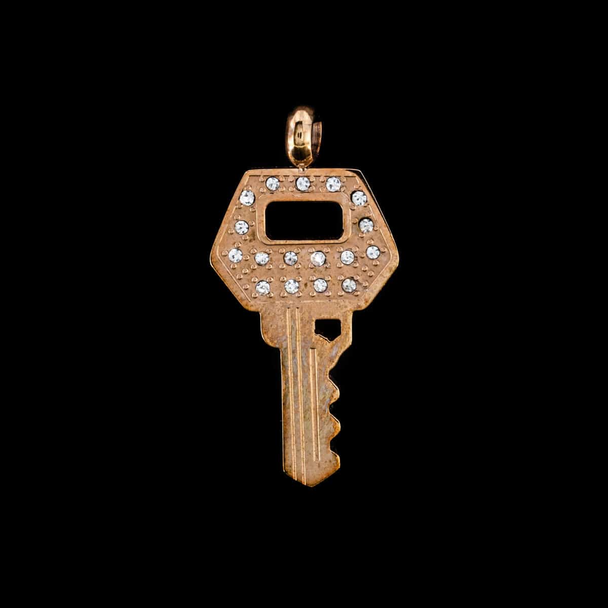 PENDANT SS HOUSE KEY W/CUBIC ZIRCONIA