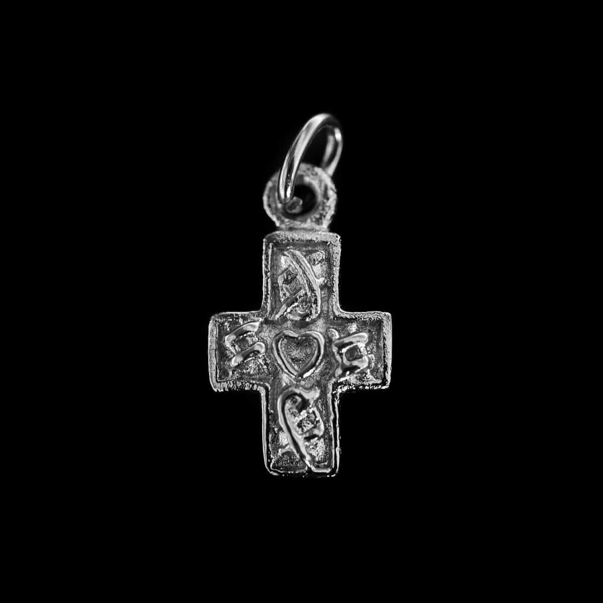 PENDANT SS W/CROSS