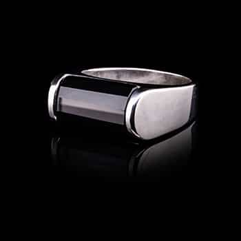 RING SS RHOD PLTD TUBE W/BLACK ONYX & UNISEX ADULT
