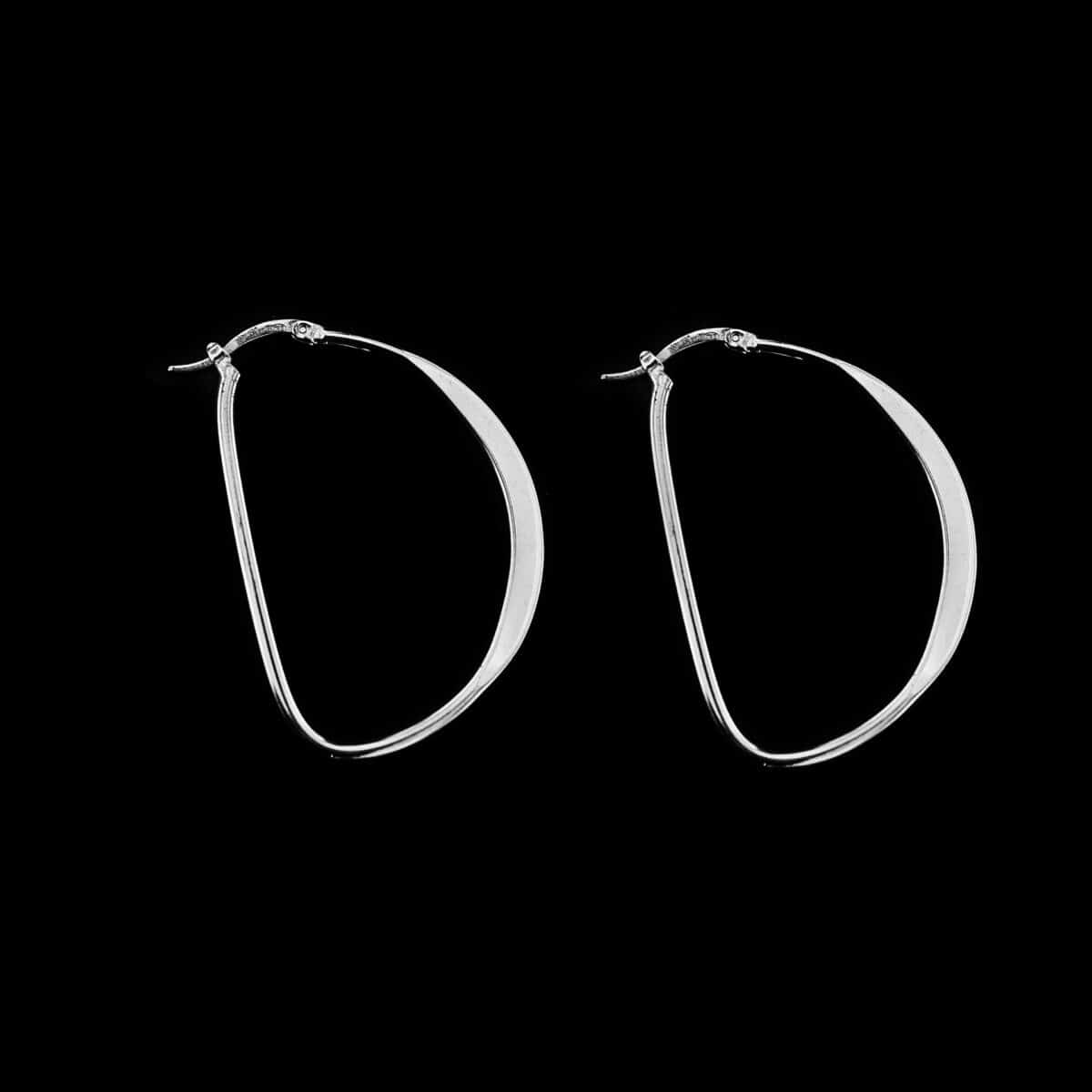 SILVER 925 OVAL HOOP EARRINGS A LEVERBACK CLOSURE.