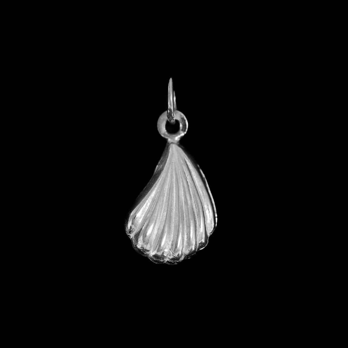 SILVER 925 SCALLOP SHELL PENDANT