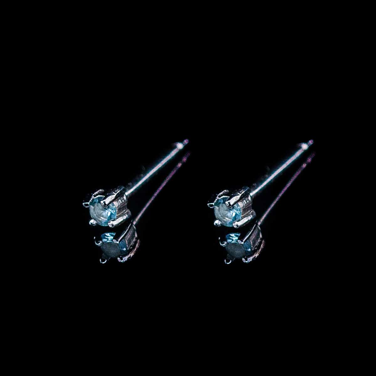 SILVER 925 STUD EARRINGS FEATURING ROUND-CUT BLUE
